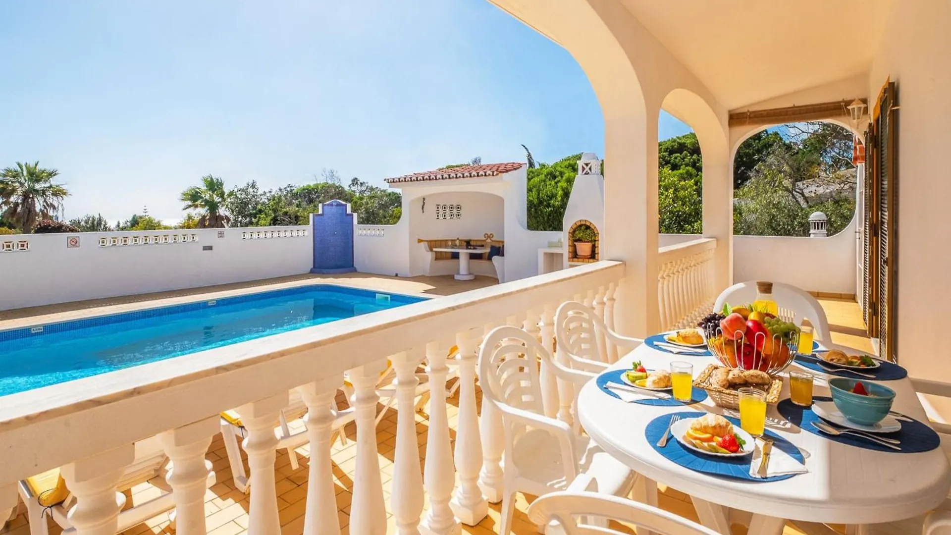 Villa Fantastic Villa,4 Bedrooms Carvoeiro